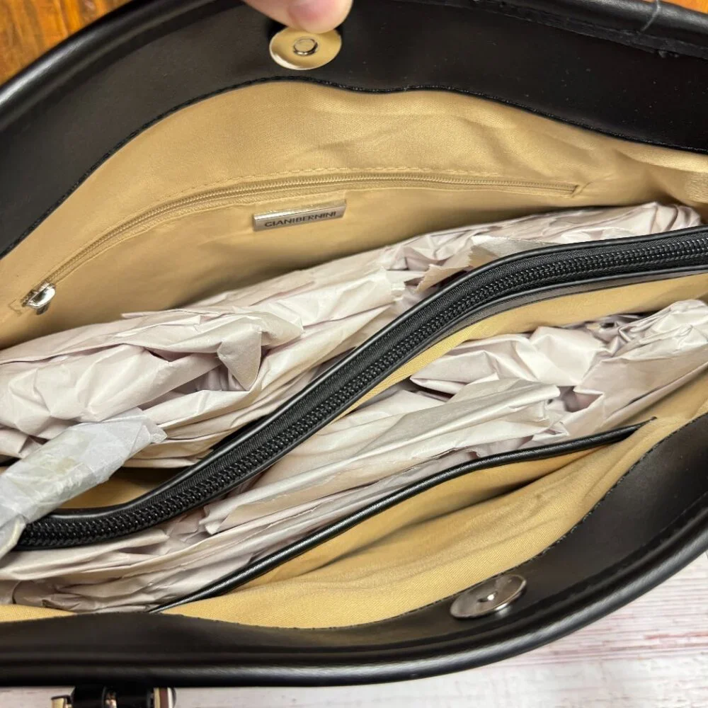 GIANI BERNINI Saffiano Plaid Tote - Picture 4 of 5